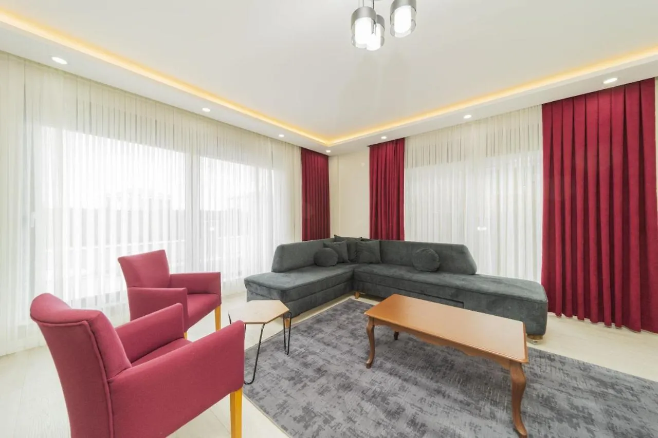 Villa With Pool Garden And Terrace In Antalia Turchia